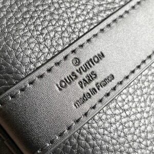 Louis Vuitton Keepall Bandoulière 40 - LK09