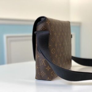 Louis Vuitton Magnetic Messenger Bag - LB55