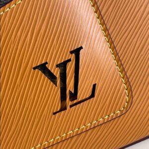 Louis Vuitton Marelle Handbag - LH43