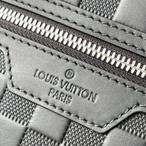 Louis Vuitton Michael Backpack NV2 - LP04