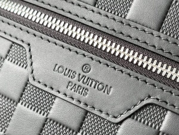 Louis Vuitton Michael Backpack NV2 - LP04