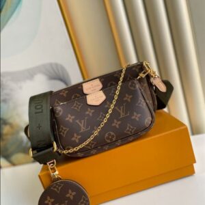 Louis Vuitton Multi Pochette Accessoire Bag - LH04