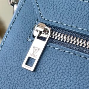 Louis Vuitton New Messenger - LB001