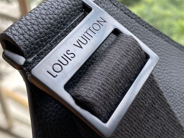 Louis Vuitton New Sling Aerogram Bags - LB88