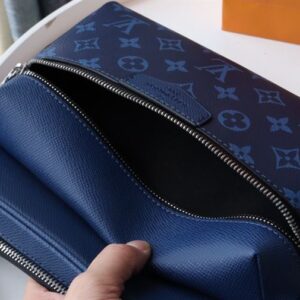 Louis Vuitton Outdoor Messenger Bag - LB64