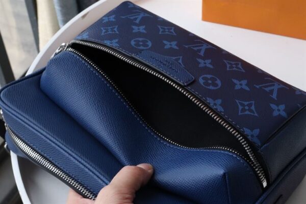 Louis Vuitton Outdoor Messenger Bag - LB64