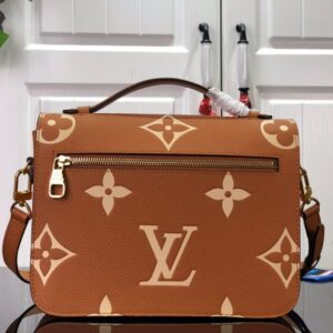 Louis Vuitton Pochette Métis Handbag - LH53