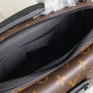 Louis Vuitton S Lock Messenger Bag - LB66