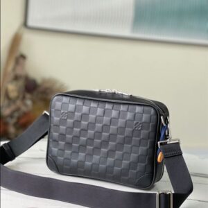 Louis Vuitton Sirius Messenger Bag - LB58