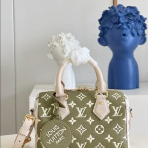 Louis Vuitton Speedy Bandoulière 20 Handbag - LH16