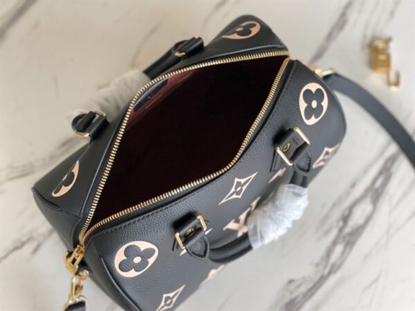 Louis Vuitton Speedy Bandoulière 25 Handbag - LH18