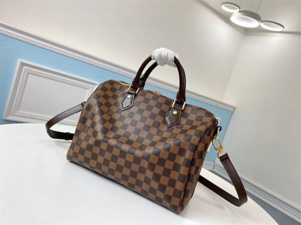 Louis Vuitton Speedy Bandoulière 30 Handbag - LH15