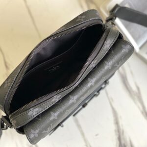 Louis Vuitton Steamer Messenger Bag - LB59