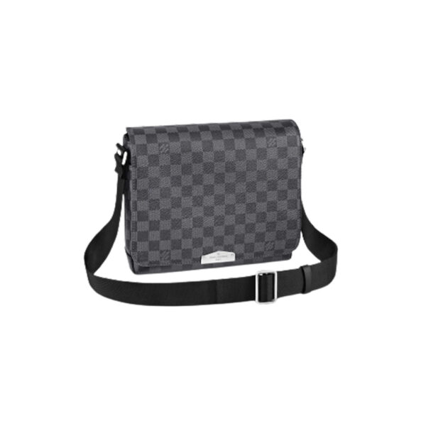 Louis Vuitton District PM Messenger Bags - LB41