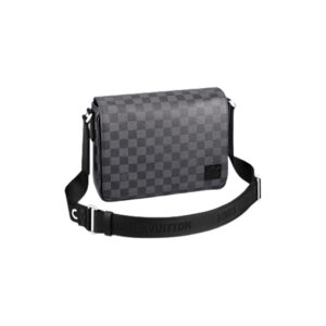 Louis Vuitton District PM Messenger Bags - LB37