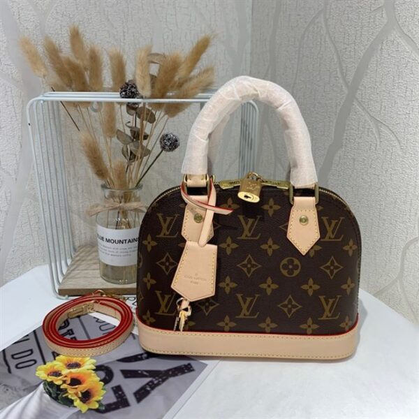 Louis Vuitton Alma BB Handbag - LH83