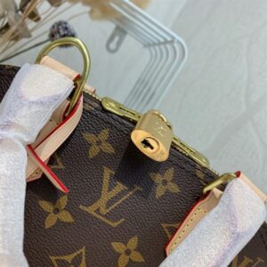 Louis Vuitton Alma BB Handbag - LH83