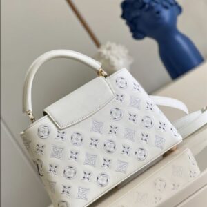 Louis Vuitton Capucines BB Handbag - LH196