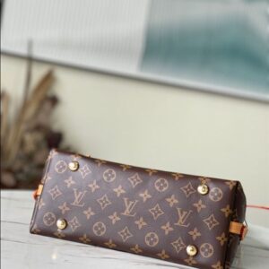 Louis Vuitton CarryAll PM Handbag - LH169