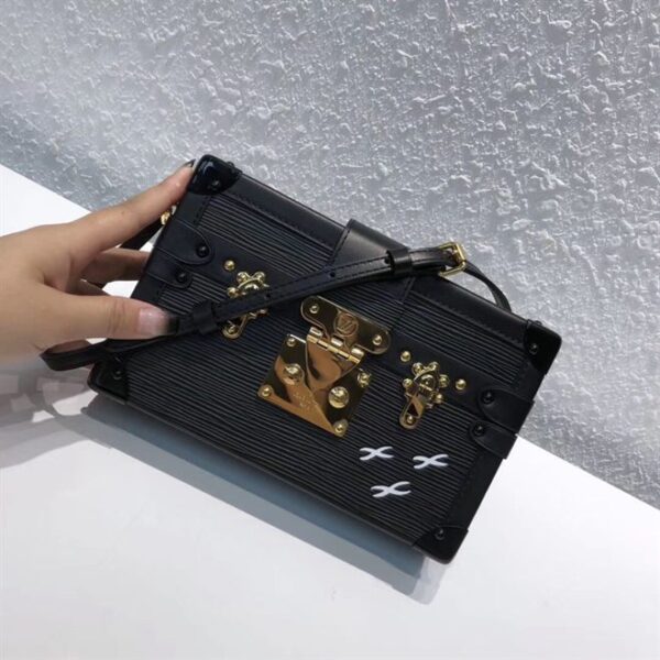 Louis Vuitton Dauphine Mini Handbag - LH94