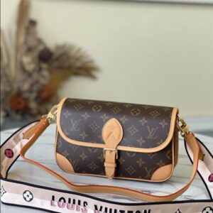 Louis Vuitton Diane Handbag - LH78