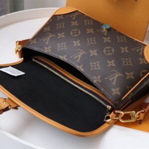 Louis Vuitton Diane Handbag - LH78