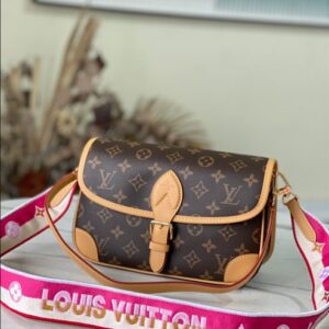 Louis Vuitton Diane Handbag - LH79