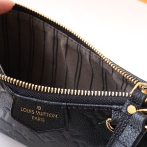 Louis Vuitton Easy Pouch On Strap Handbag - LH166