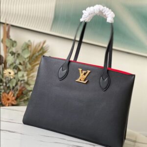 Louis Vuitton Lockme Shopper Handbag - LH175