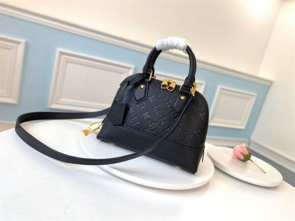 Louis Vuitton Neo Alma BB Handbag - LH84