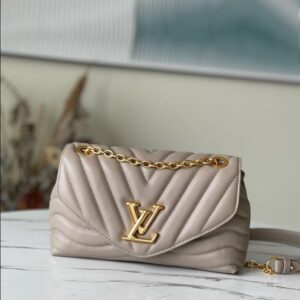 Louis Vuitton New Wave Chain Bag - LH100