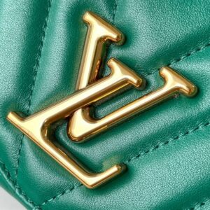 Louis Vuitton New Wave Chain Bag - LH102