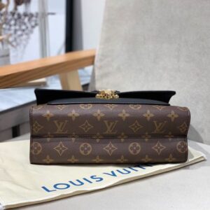 Louis Vuitton Victoire Monogram Handbag - LH192