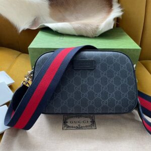 Gucci Black Shoulder Bags - GM034