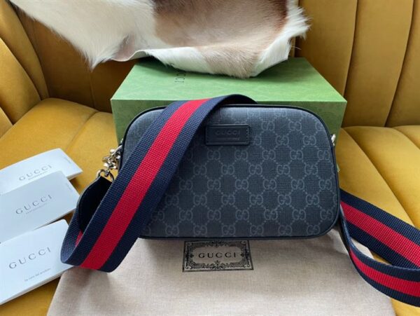 Gucci Black Shoulder Bags - GM034