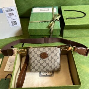 Gucci Messenger bag with Interlocking G - GM022