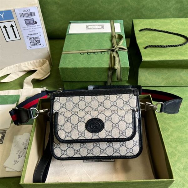 Gucci Messenger bag with Interlocking G - GM036