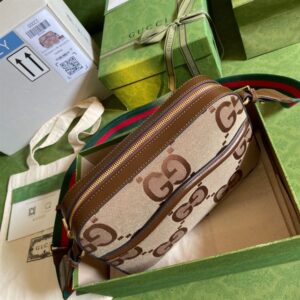 Gucci Messenger bag with jumbo GG - GM012