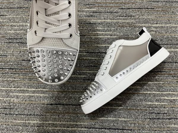 Christian Louboutin High-end Low-top Lace-up Sneakers - CLS61