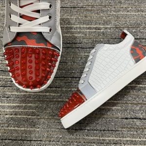 Christian Louboutin High-end Low-top Lace-up Sneakers - CLS68