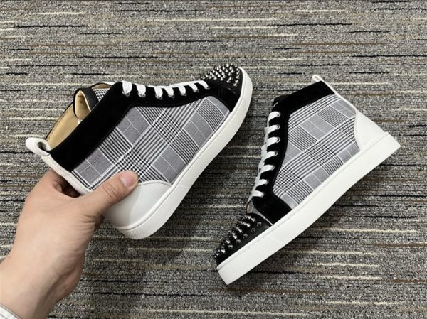 Christian Louboutin High- top Sneakers - CLS79