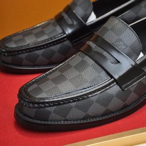 Louis Vuitton Loafer - LD019