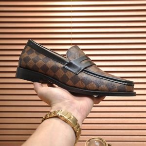 Louis Vuitton Loafer - LD020