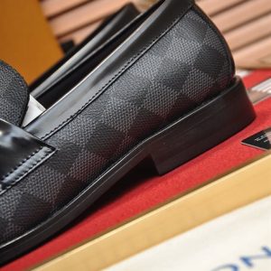 Louis Vuitton Loafer - LD021