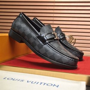 Louis Vuitton Loafer - LD021