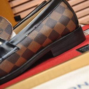 Louis Vuitton Loafer - LD022