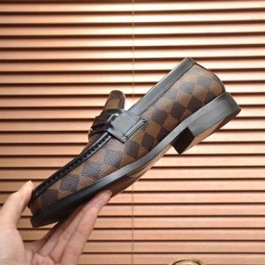 Louis Vuitton Loafer - LD022