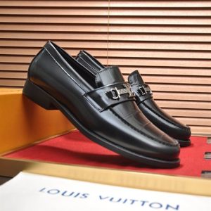 Louis Vuitton Loafer - LD024