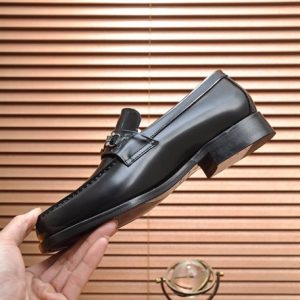 Louis Vuitton Loafer - LD026