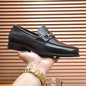 Louis Vuitton Loafer - LD026